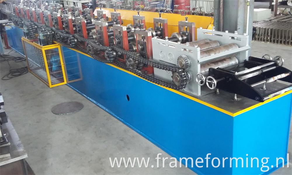 Automatic Size Change Type C Purlin Machine